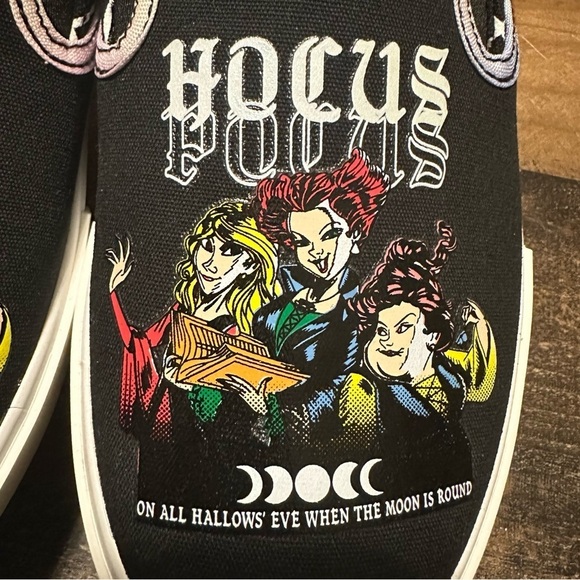 Disney Hocus Pocus Slip On Shoe Womens Size 6.5 Groundup | eBay Hocus Pocus Slip-On Sneakers